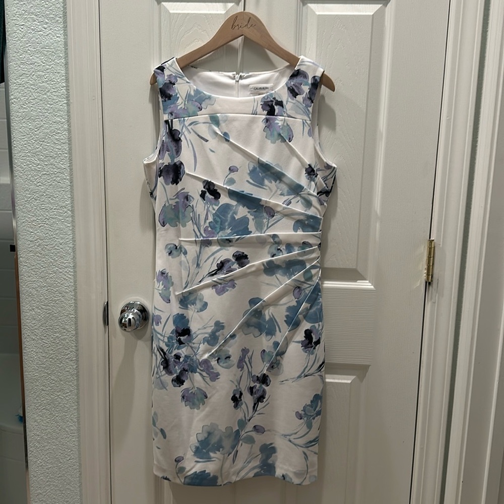 Calvin Klein 10P Floral Dress